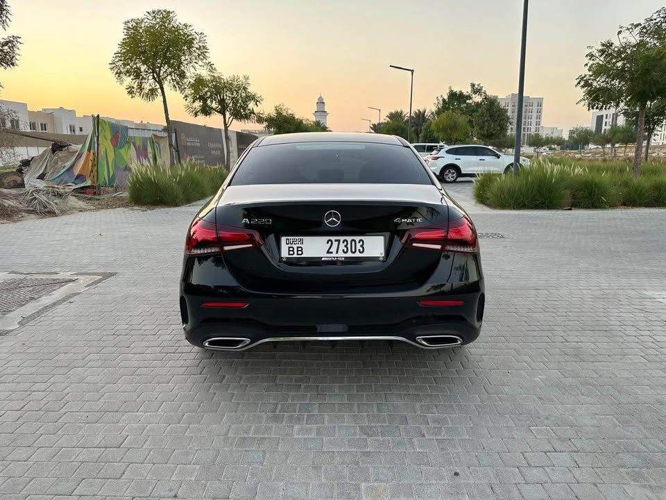2022 مرسيدس-بنز الفئة - A A220 Sedan