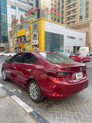 2021 هوندا سيتي LX