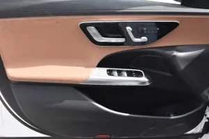 2025 Mercedes-Benz E-Class E200