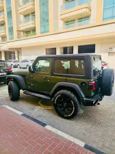 2021 جييب رانجلر Sport