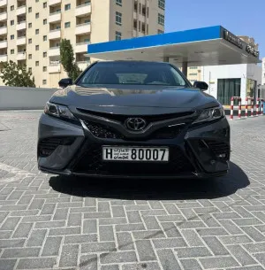 2014 تويوتا كامري GL