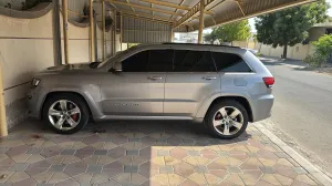 2014 جييب جراند شيروكي SRT8