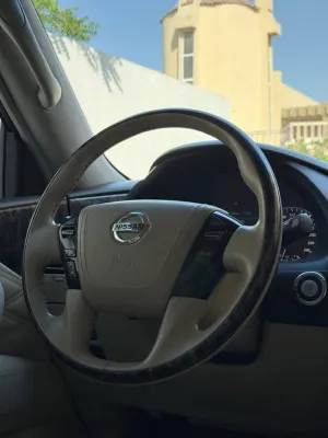 2014 نيسان باترول SE PLATINUM CITY