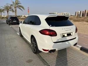 2013 Porsche Cayenne GTS
