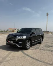 2017 Toyota Land Cruiser VXR