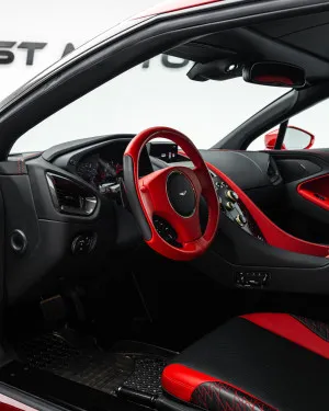 2018 Aston Martin Vanquish Standard