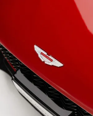 2018 Aston Martin Vanquish Standard