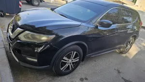 2018 نيسان روج SL