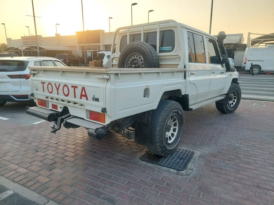 2019 Toyota Land Cruiser Pickup GXR-L4