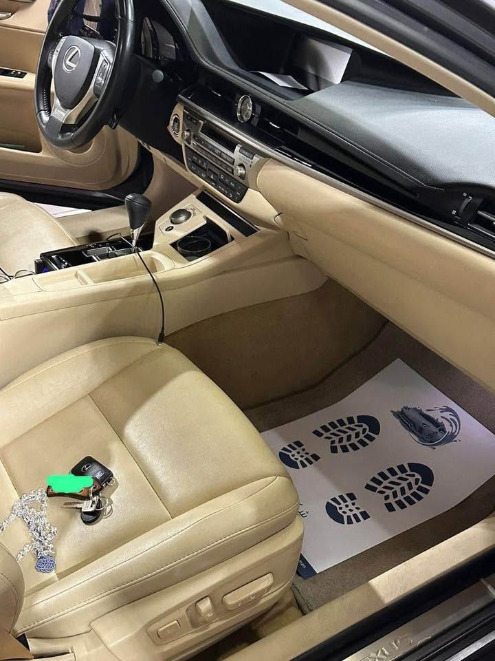 2014 Lexus ES ES300