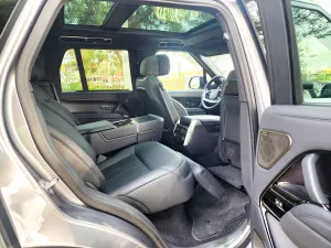 2023 لاند روفر رينج روفر SV Autobiography
