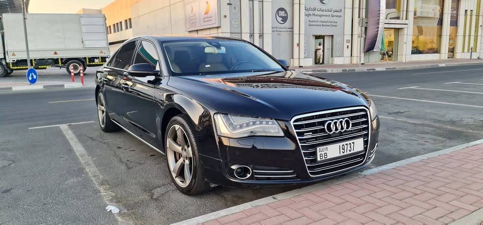 2011 اودي آي ٨ L