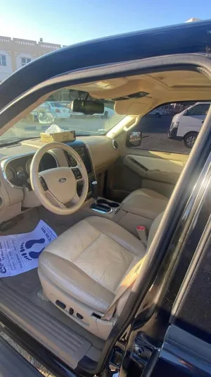 2010 Ford Explorer Sport