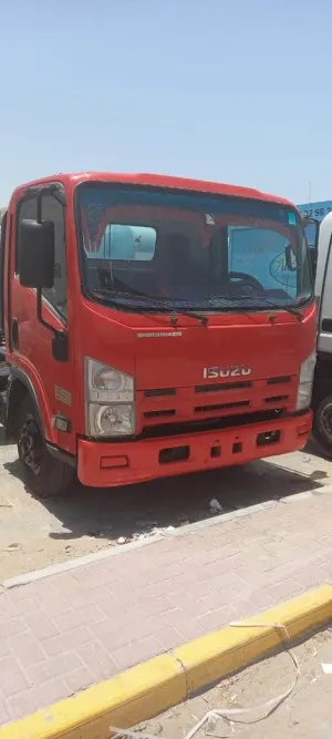 2014 ايسوزو فيهاكروس