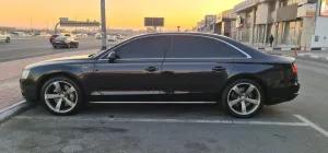 2011 اودي آي ٨ L