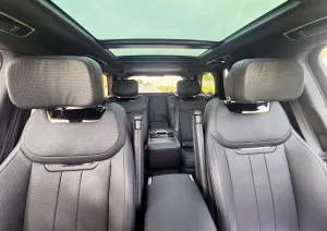 2023 لاند روفر رينج روفر SV Autobiography