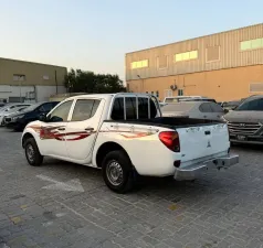 2013 Mitsubishi L200 single-cab