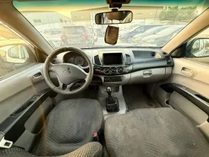2013 Mitsubishi L200 single-cab