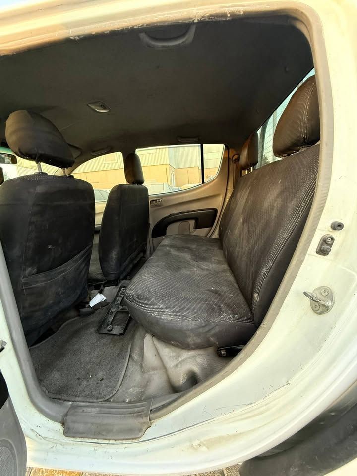 2013 Mitsubishi L200 single-cab