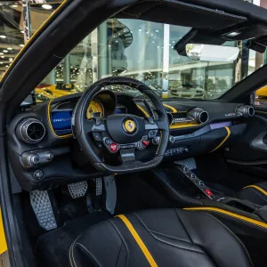 2022 فيراري 812 سوبر فاست GTS