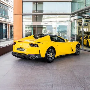 2022 فيراري 812 سوبر فاست GTS