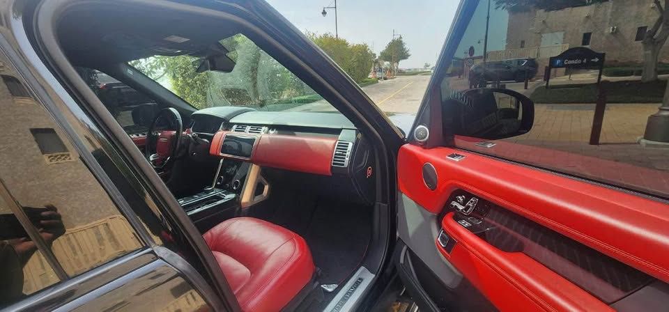 2018 لاند روفر رينج روفر HSE