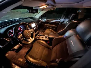 2013 جييب جراند شيروكي SRT