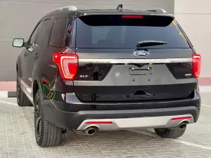 2017 فورد اكسبلورر Platinum