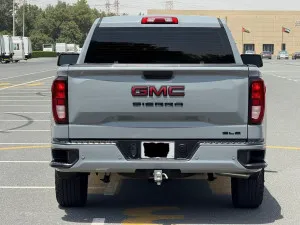 2024 GMC Sierra SLE