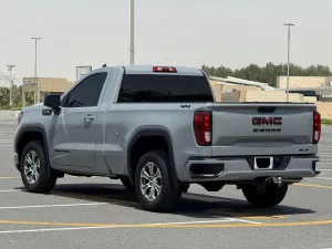 2024 GMC Sierra SLE