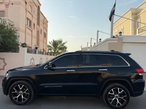 2016 جييب جراند شيروكي Trailhawk