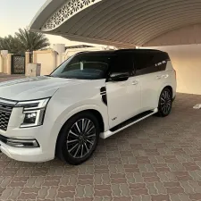 2025 Nissan Patrol LE Platinum city