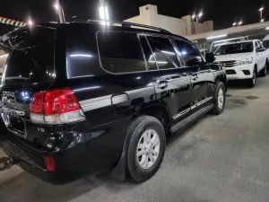 2010 Toyota Land Cruiser GXR