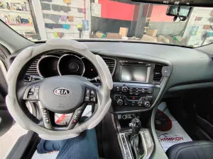 2011 Kia K5 GT-Line
