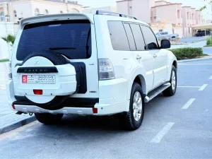 2013 Mitsubishi Pajero Signature Edition