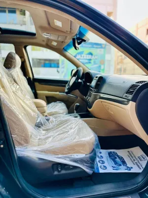 2011 هيونداي سانتا في Limited