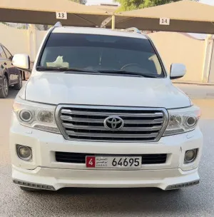 2011 تويوتا لاند كروزر GX
