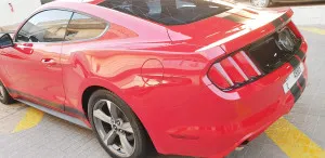 2016 فورد موستانج V6