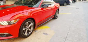 2016 فورد موستانج V6