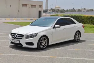 2014 مرسيدس-بنز الفئة - E E300