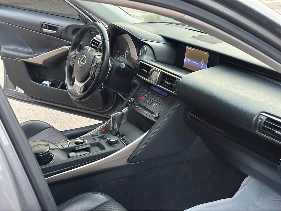 2019 Lexus IS IS 300