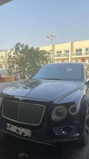 2017 بنتلي بنتايجا Signature