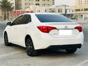 2014 تويوتا كورولا LE