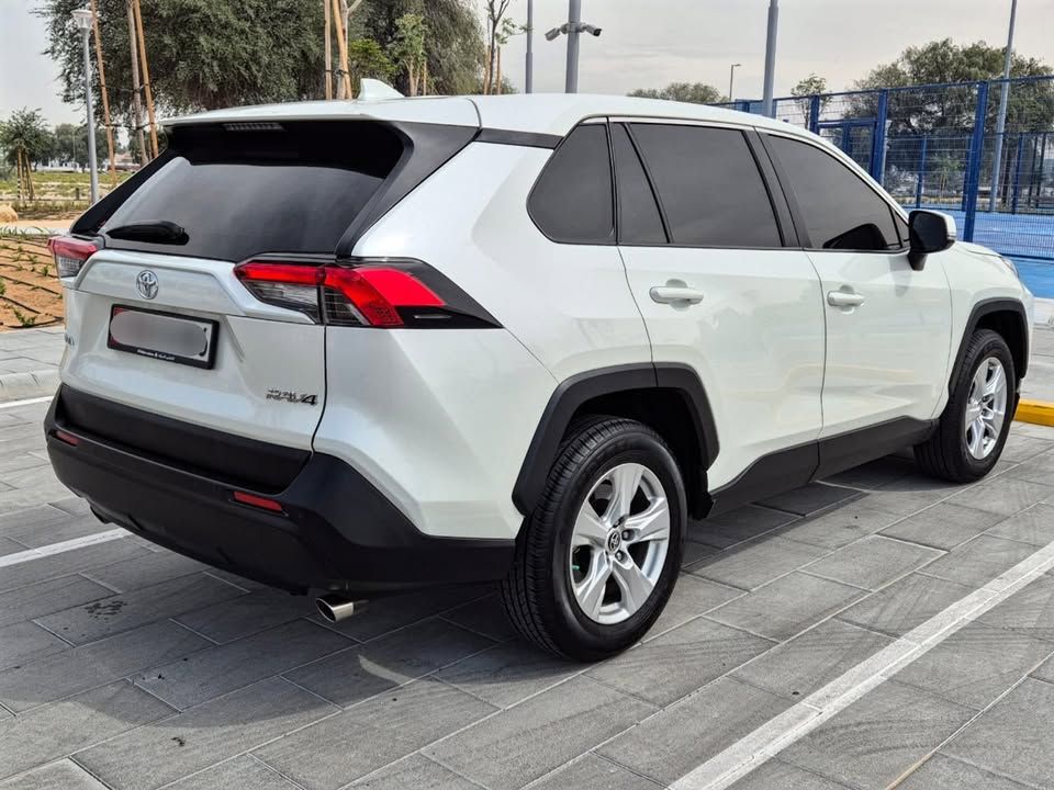 2021 Toyota Rav4 EX