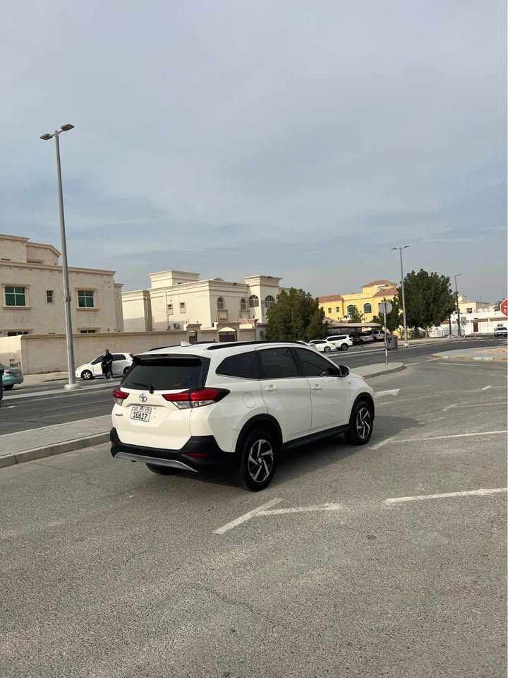 2019 تويوتا راش STD