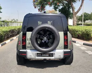 2021 لاند روفر ديفندر 90 First Edition