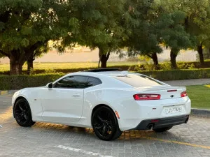 2016 شيفروليه كامارو LS