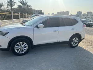 2017 نيسان اكس تريل SL