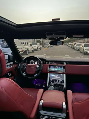 2018 لاند روفر رينج روفر HSE