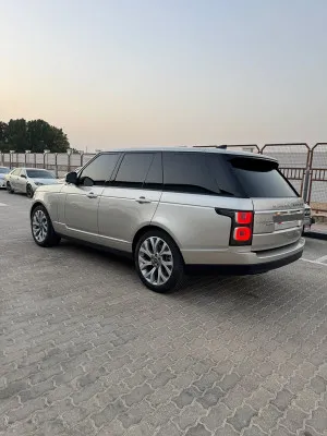 2018 لاند روفر رينج روفر HSE